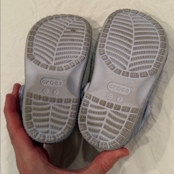Sparkly blue and purple toddler crocs - Picture 4 of 4